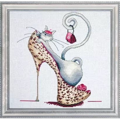 Fashionista Cat
