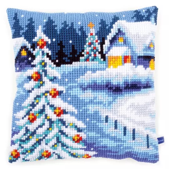 Winter Scenery Cushion 