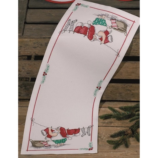 Santa's Washing Runner