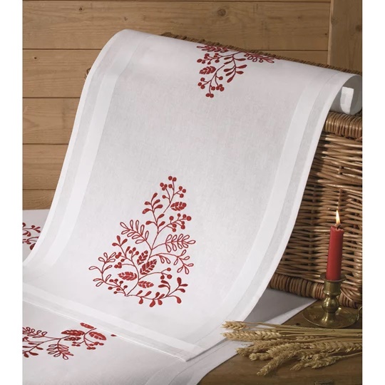 Red Leaves Runner
