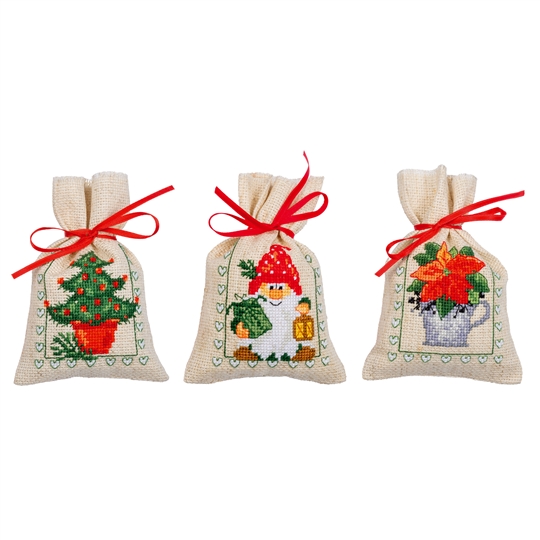 Poinsettia Gift Bags 