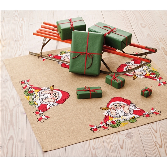 Santa Claus and Mice Tree Skirt