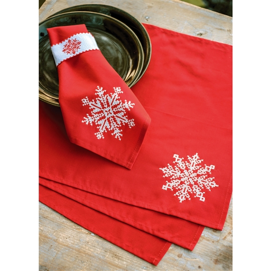 Napkin and Napkin Rings Set of 4