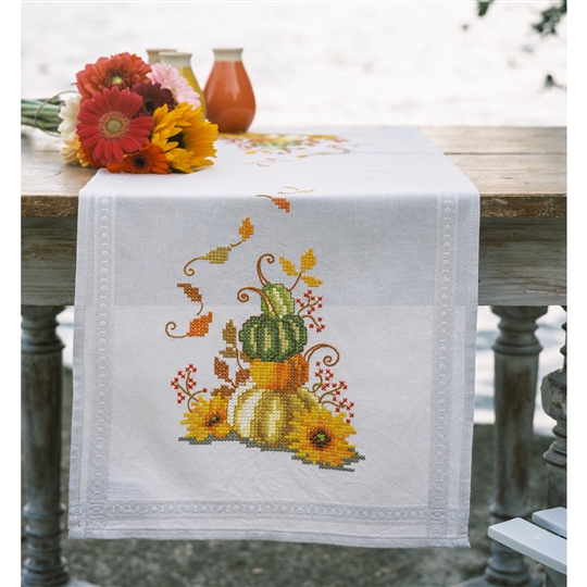 Pumpkin and Leaves Runner
