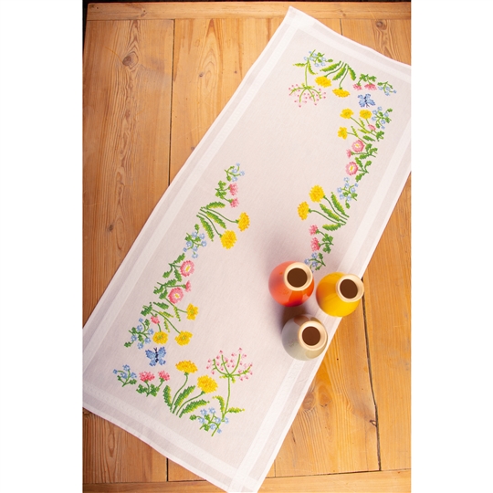 Field Flowers Runner