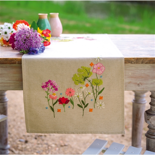 Wildflowers Runner